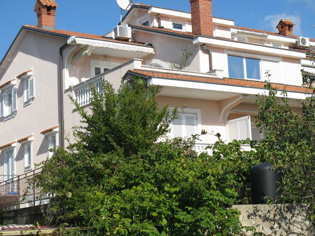 קרק Apartments Ljubica מראה חיצוני תמונה