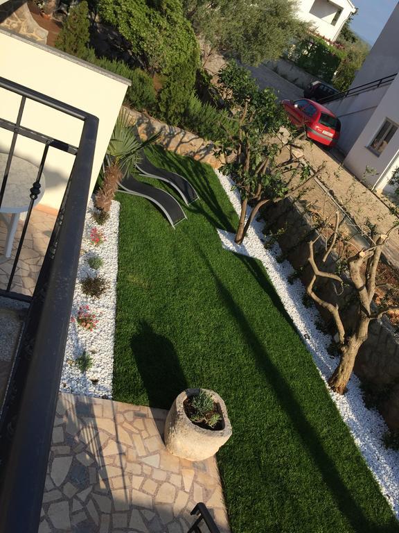 קרק Apartments Ljubica מראה חיצוני תמונה